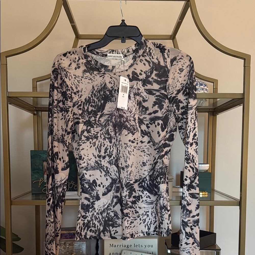 Stylish Women's Black and Cream Top